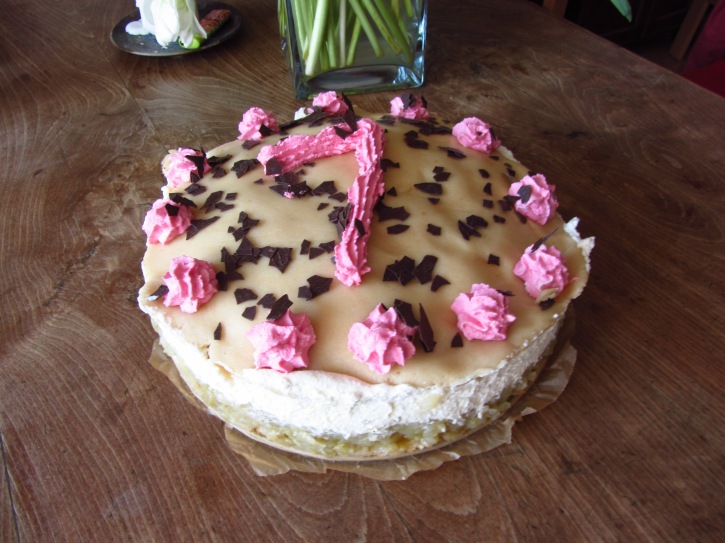 Stachelbeer- Marzipan Torte